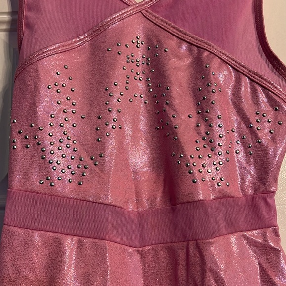 Pink leotard with shorts - Picture 3 of 4